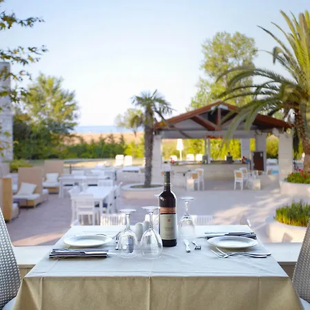 Olympian Bay Grand Hotel 4*