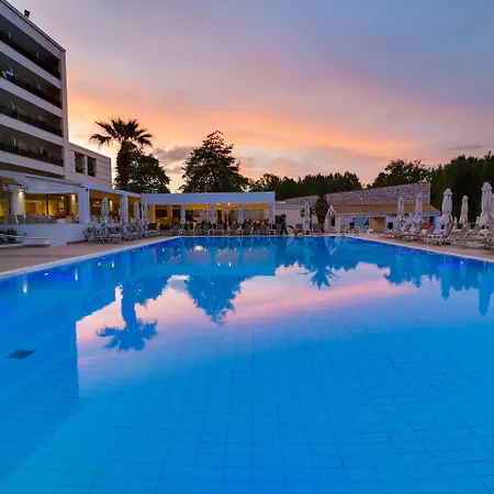 Olympian Bay Grand