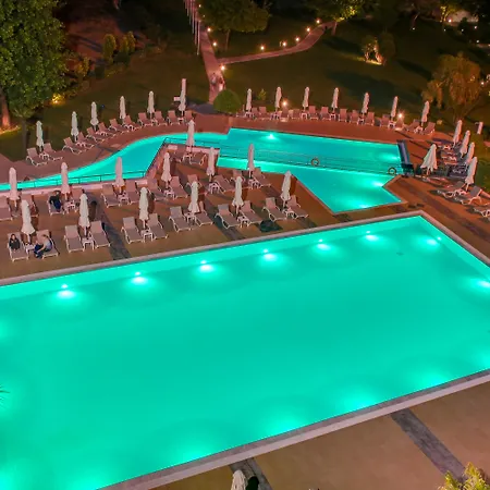 Hotel Olympian Bay Grand 4*
