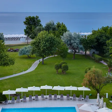 Hotel Olympian Bay Grand 4*