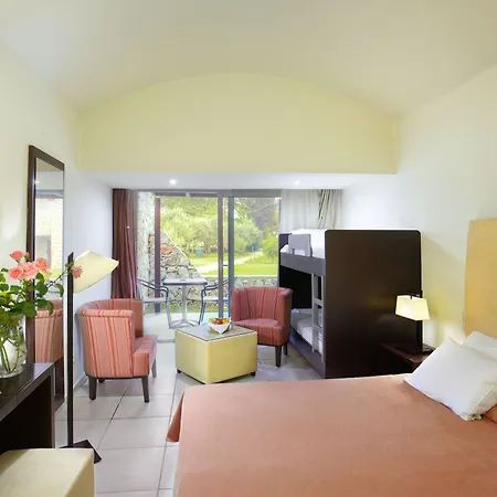 Hotel Olympian Bay Grand 4*
