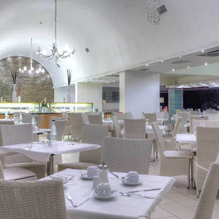 Olympian Bay Grand Hotel 4*